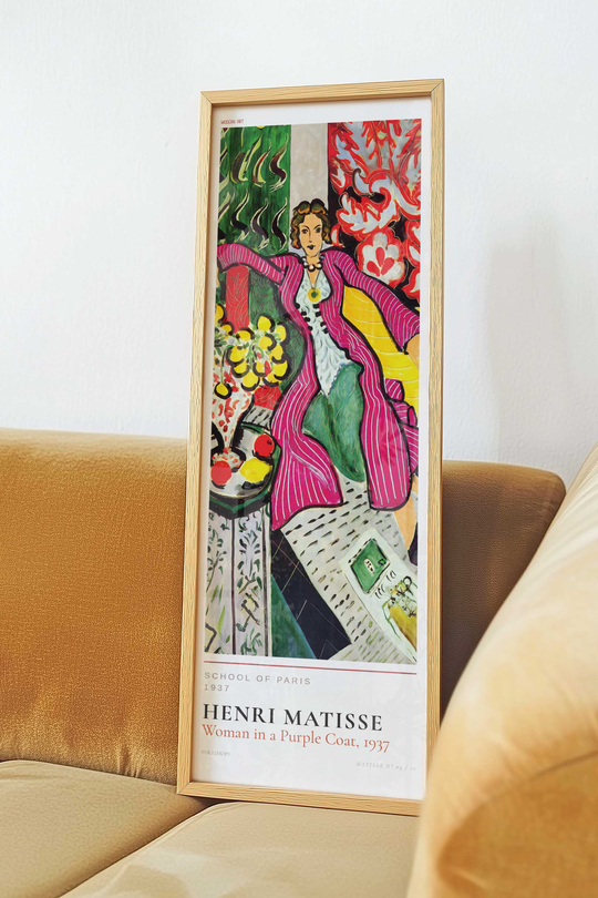 Henri Matisse Mor Paltolu Kadın Tablosu – Renkli Modern Klasik Dikey Sanat Posteri – Ahşap Çerçeveli