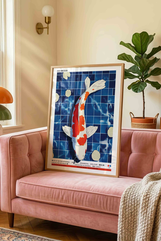 Koi Balığı Tablosu Mavi Havuz – Modern İllüstrasyon Sanat Posteri – Ahşap Çerçeveli