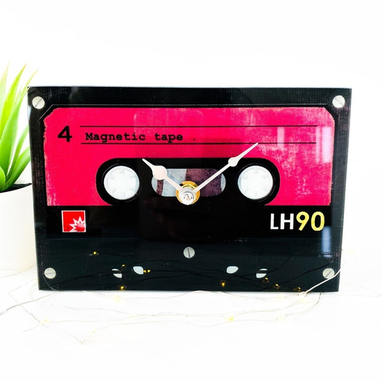 Pembe Kaset Görünümlü Masa Saati