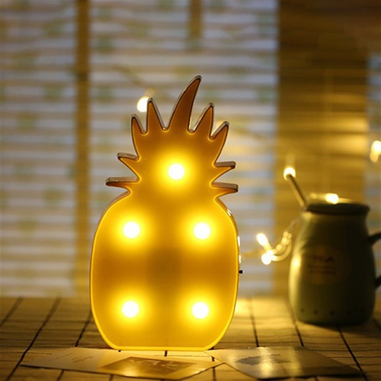 Ananas Gece Lambası
