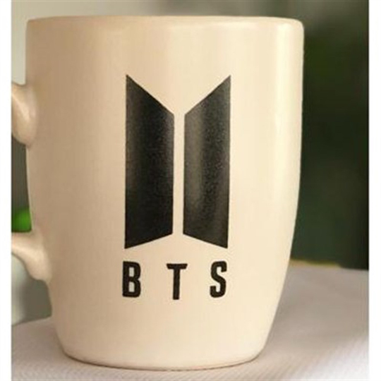 BTS Beyaz Kupa