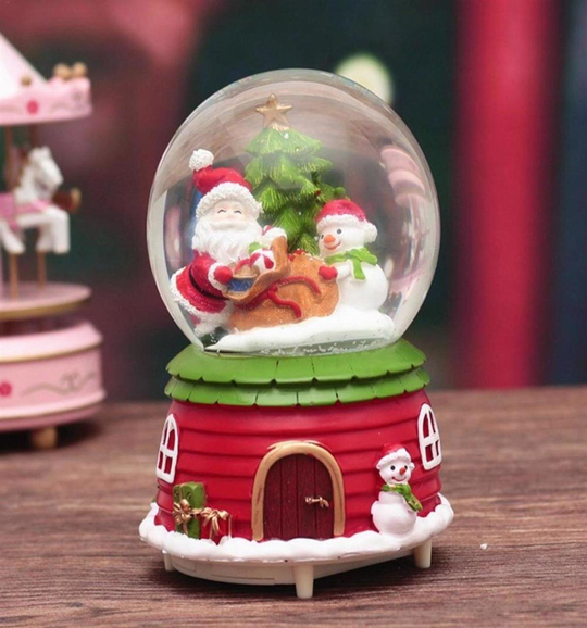 Büyük Boy Işıklı Noel Kar Küresi