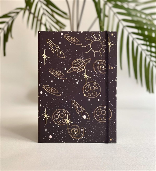 Çizgi Galaxy Tasarımlı Lastikli Defter