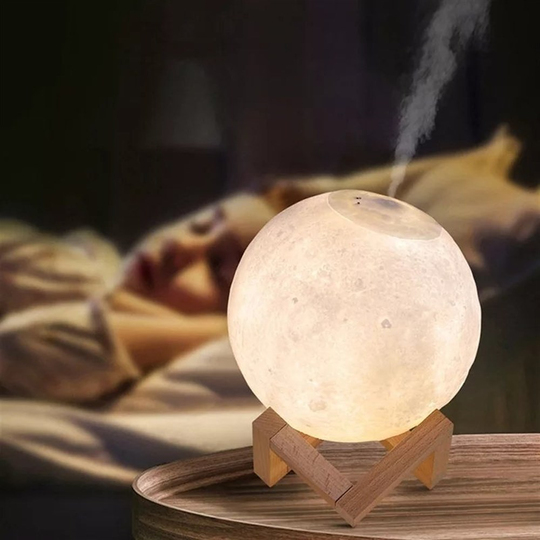Dokunmatik 3D Hava Nemlendirici Ay Işığı Dekoratif Gece Lambası