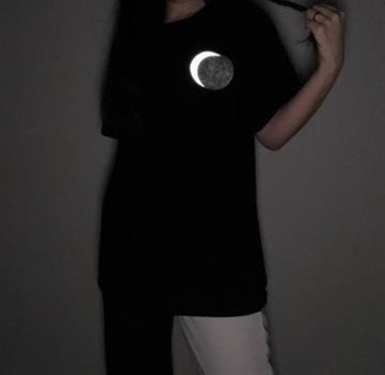 Dolunay Reflektörlü T-Shirt