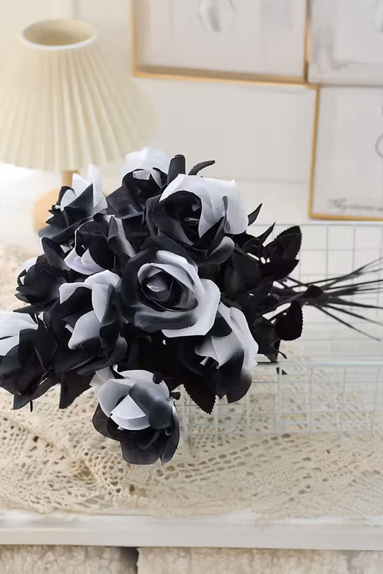 Elegant Siyah Beyaz Tekli Yapay Gül