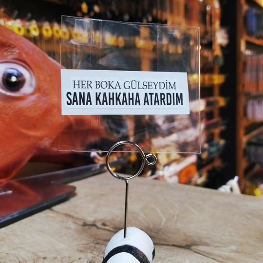 Her Boka Gülseydim Sticker