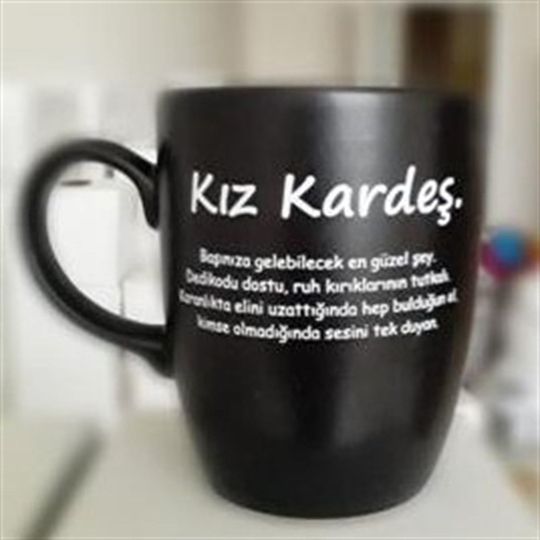Kız Kardeş Siyah Kupa