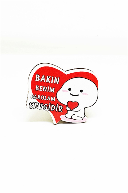 Parolam Sevgidir Büyük Boy Ahşap Rozet