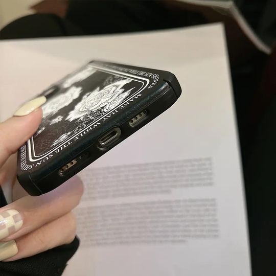 Siyah Beyaz Gül Iphone 14 Pro Max Telefon Kılıfı 