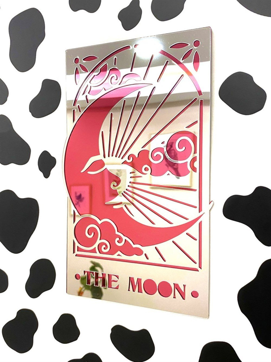 The Moon Ayna / Mor Gri