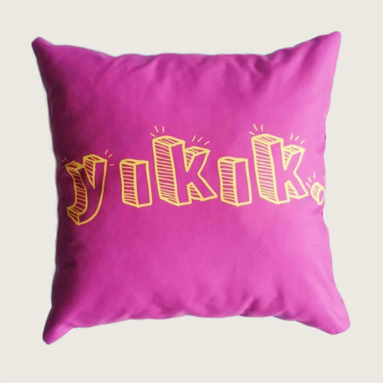 Yıkık Mor Yastık