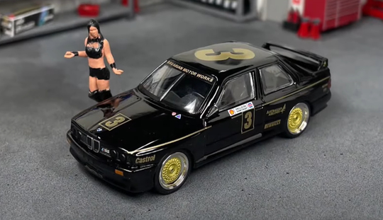 Mini GT BMW M3 E30 JPS