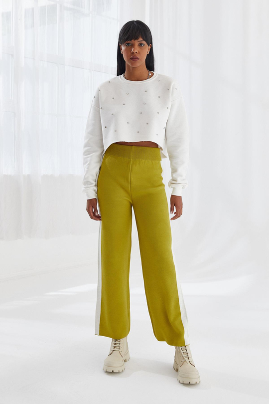 Kadın Beli Lastikli Paçası Yırtmaçlı ve Şeritli Triko Pantolon Yağ Yeşili