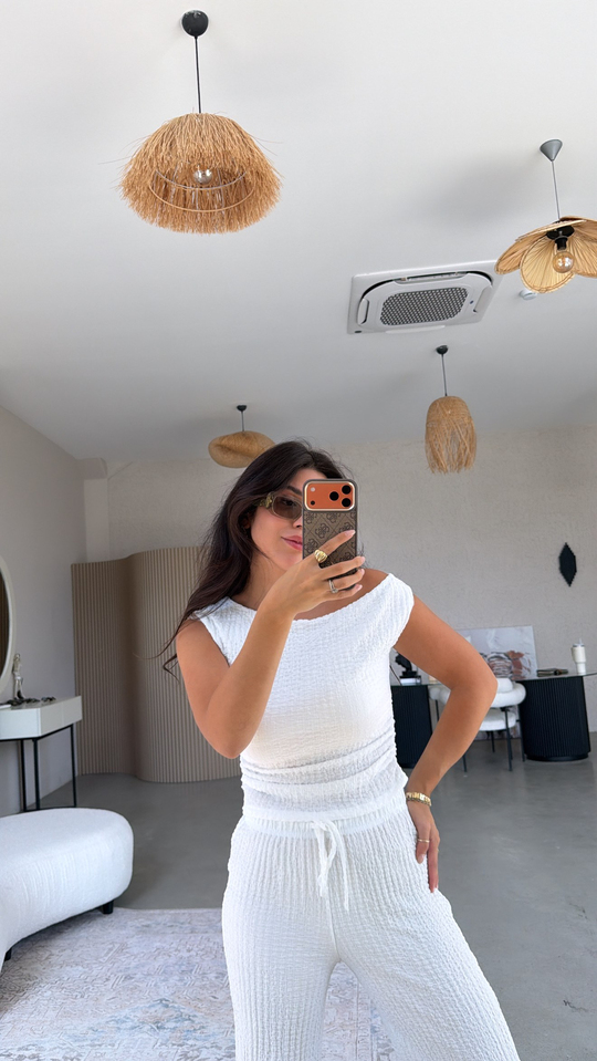 Beyaz Bubble Omzu Düşük Bluz Pantolon Takım