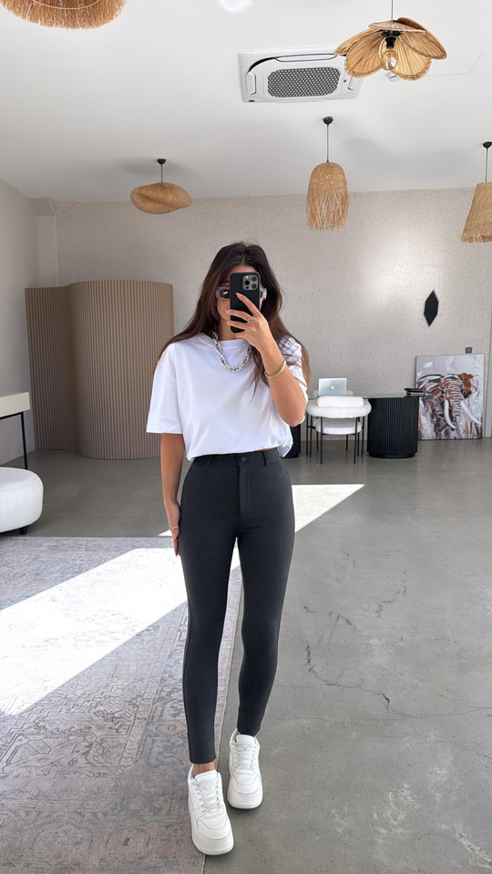 Katta xoroz mushuk boylab cummed