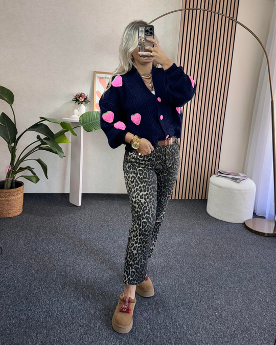 Lacivert Çilek Örme Detaylı Yün Hırka