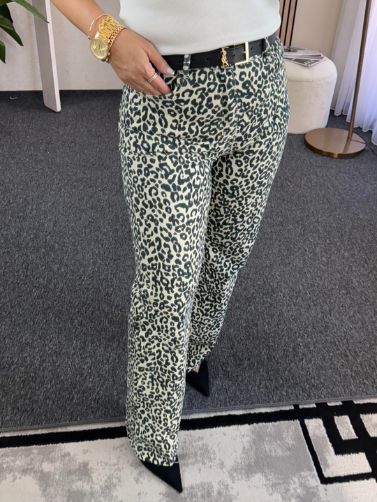 Beyaz Leopar orj. marka etiketli yüksek bel straight fit jean pantolon