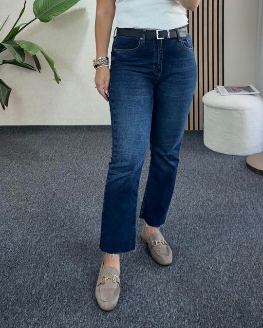 Koyu lacivert Orjinal Marka Etiketli Yüksek bel Vücudu toparlayan full likralı Boyfit jean Pantolon