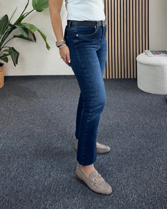 Koyu lacivert Orjinal Marka Etiketli Yüksek bel Vücudu toparlayan full likralı Boyfit jean Pantolon