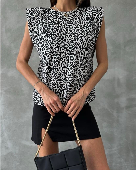 Zebra desenli vatkalı tshirt