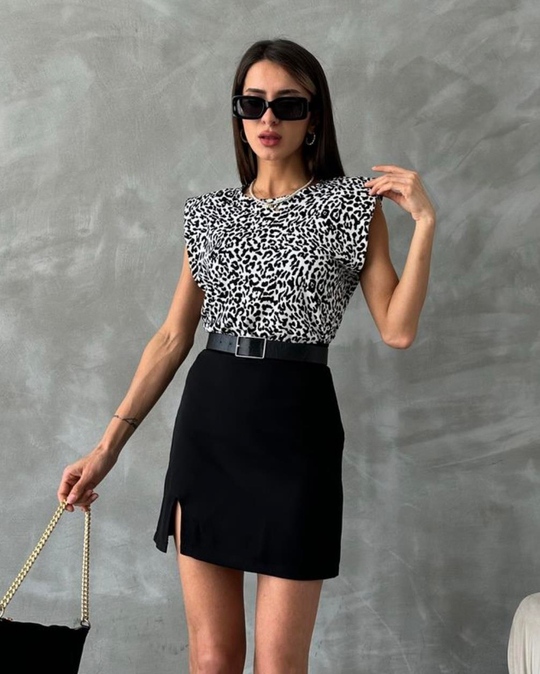 Zebra desenli vatkalı tshirt