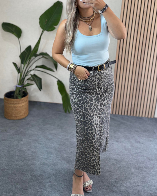 BLUZ /BODYAçık mavi oval yaka kolsuz uzun body