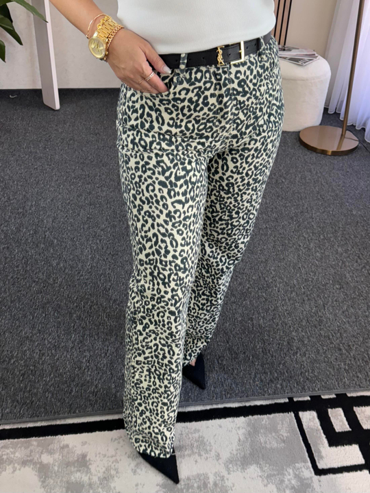 JEANBeyaz Leopar orj. marka etiketli yüksek bel straight fit jean pantolon