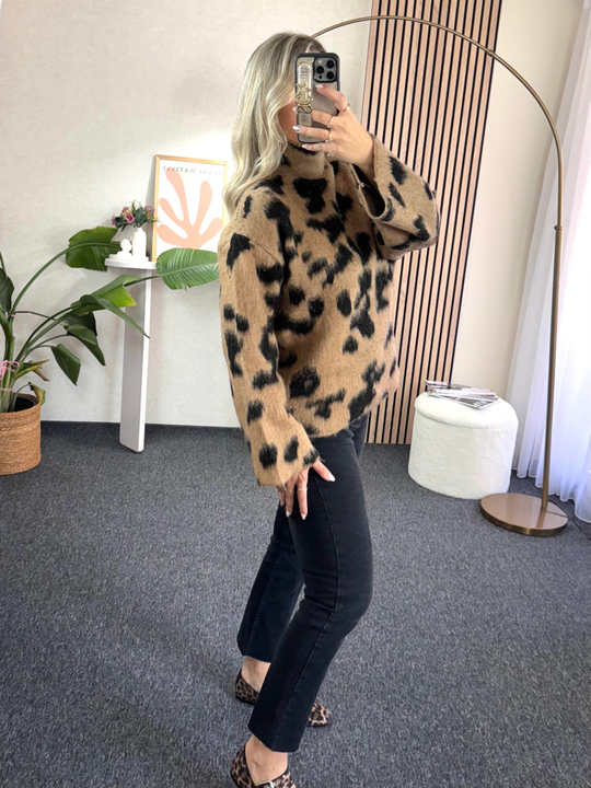 TRİKO/KAZAKDİK YAKA LEOPAR TABA KAZAK