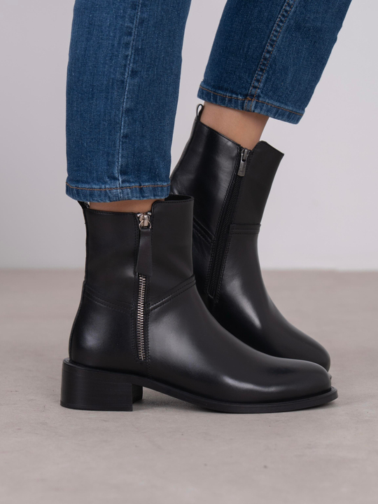 Bjorka Siyah Hakiki Deri Kadın Bot