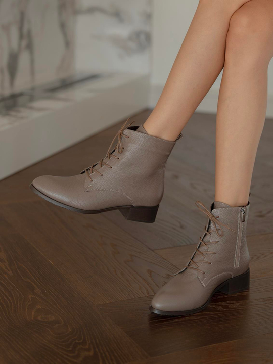 Moli Vizon Hakiki Deri Kadın Bot