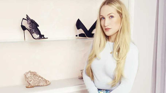 Famous women shoes discount