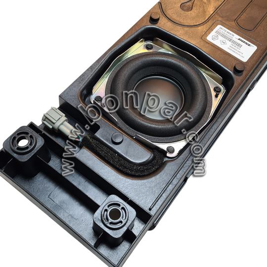 281706647R Renault Clio 4, Megane 4 Bose Marka Orijinal Subwoofer (rps5826)