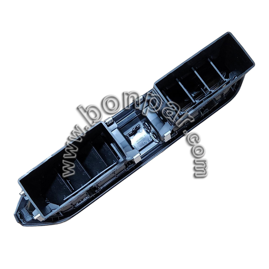 687500391R Dacia Sandero 3 Orta Havalandırma Difüzörü (rps6282) 5180673100