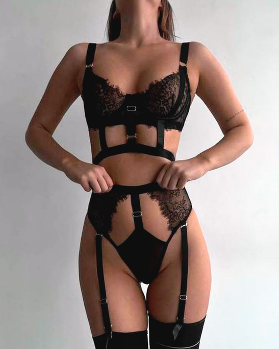 Ardélis Garter Set in Black