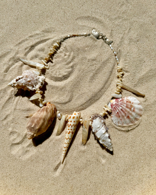 Azurene Neckpiece II