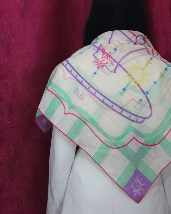 Carauline Scarf