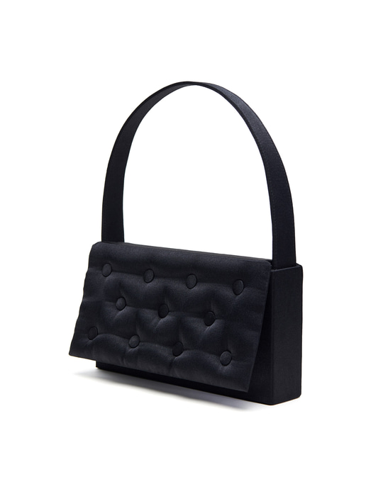 Chester Bag in Black