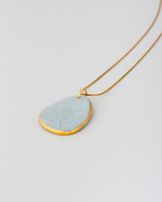 Dandelion Gleam Necklaces - Sky Blue