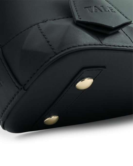 Diana Minight Black