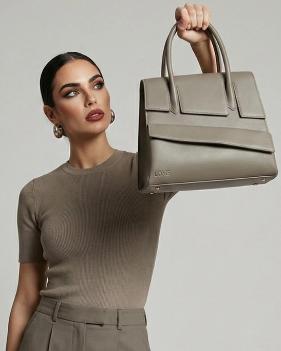 Duet 30 Taupe Bag