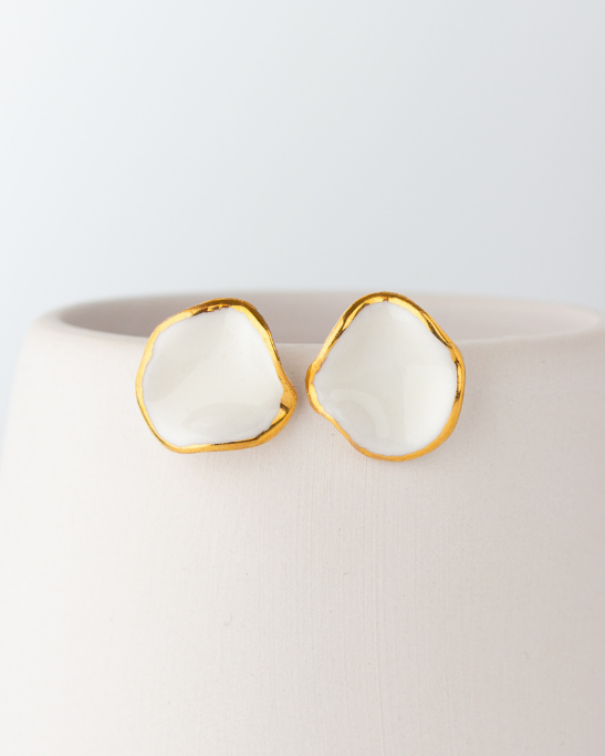 Flow Stud Earrings - White