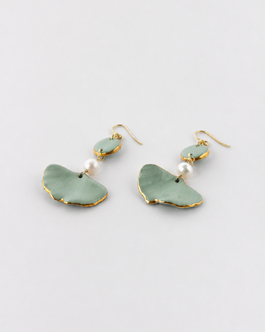 Gingko Pearl Earrings - Sage