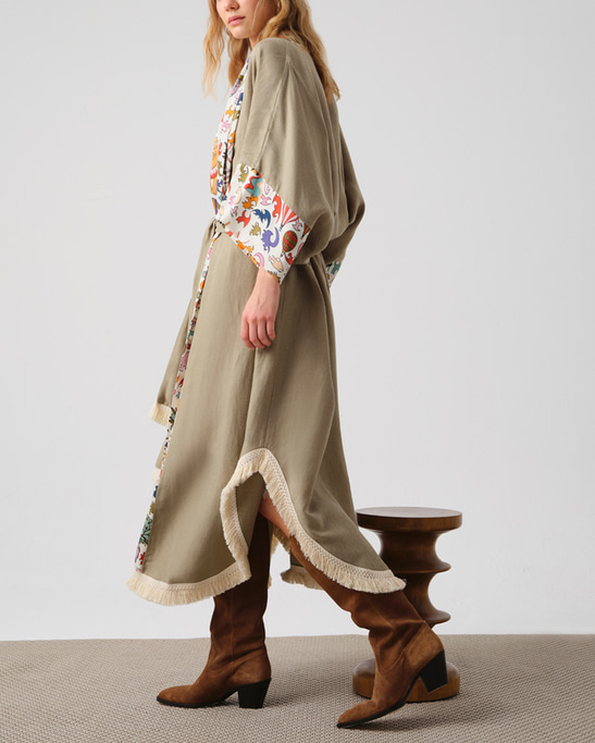 Human Factor Long Kimono – Aura
