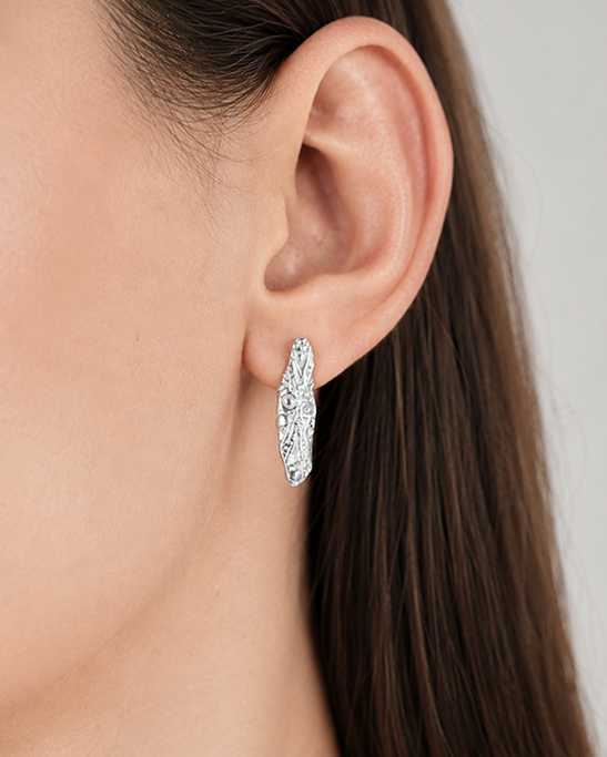 Isis Mini Earrings Silver