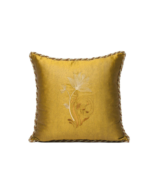Kutnu Pillow