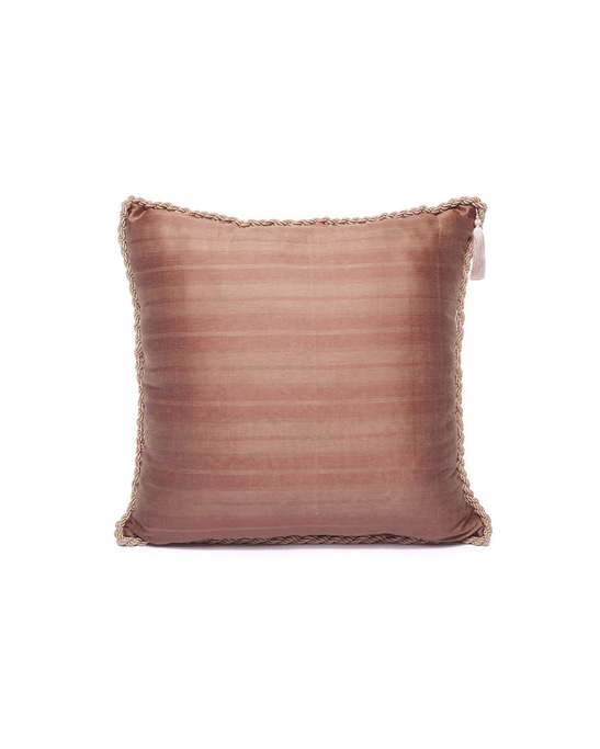 Kutnu Pillow