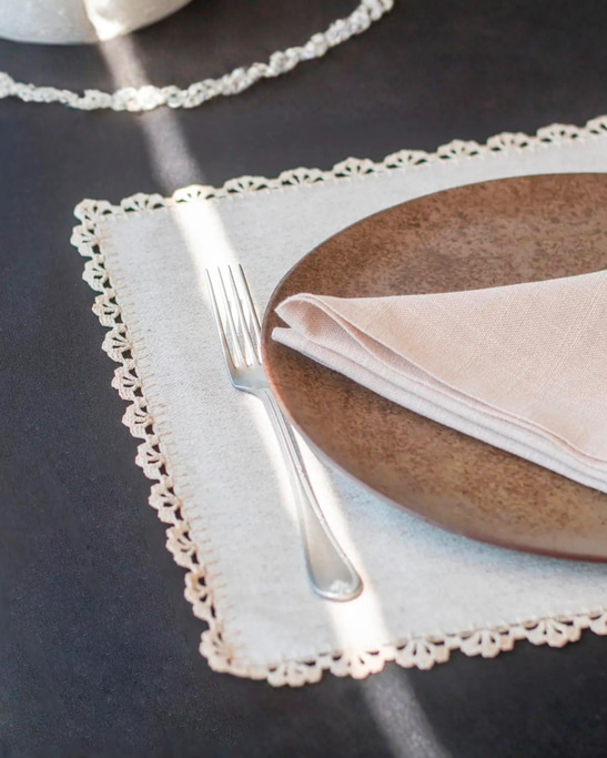 Lacewood Placemat Set