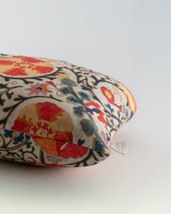 Linen Pillow Cover - Creme Suzani