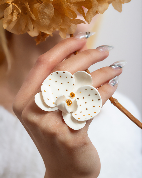 Orchid Porcelain Ring - White